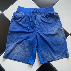Lululemon men’s training shorts size medium